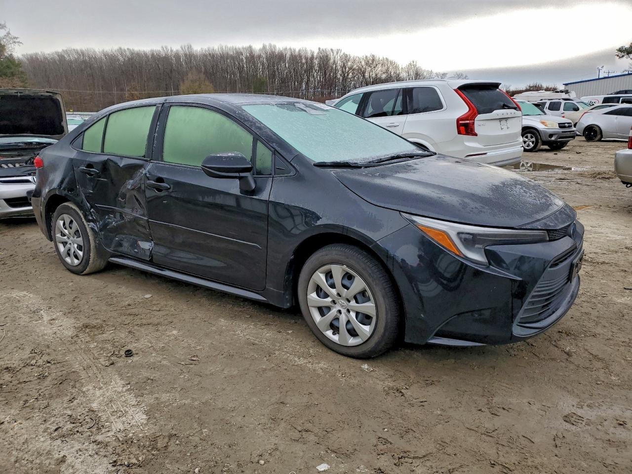 2023 TOYOTA COROLLA LE photo 4