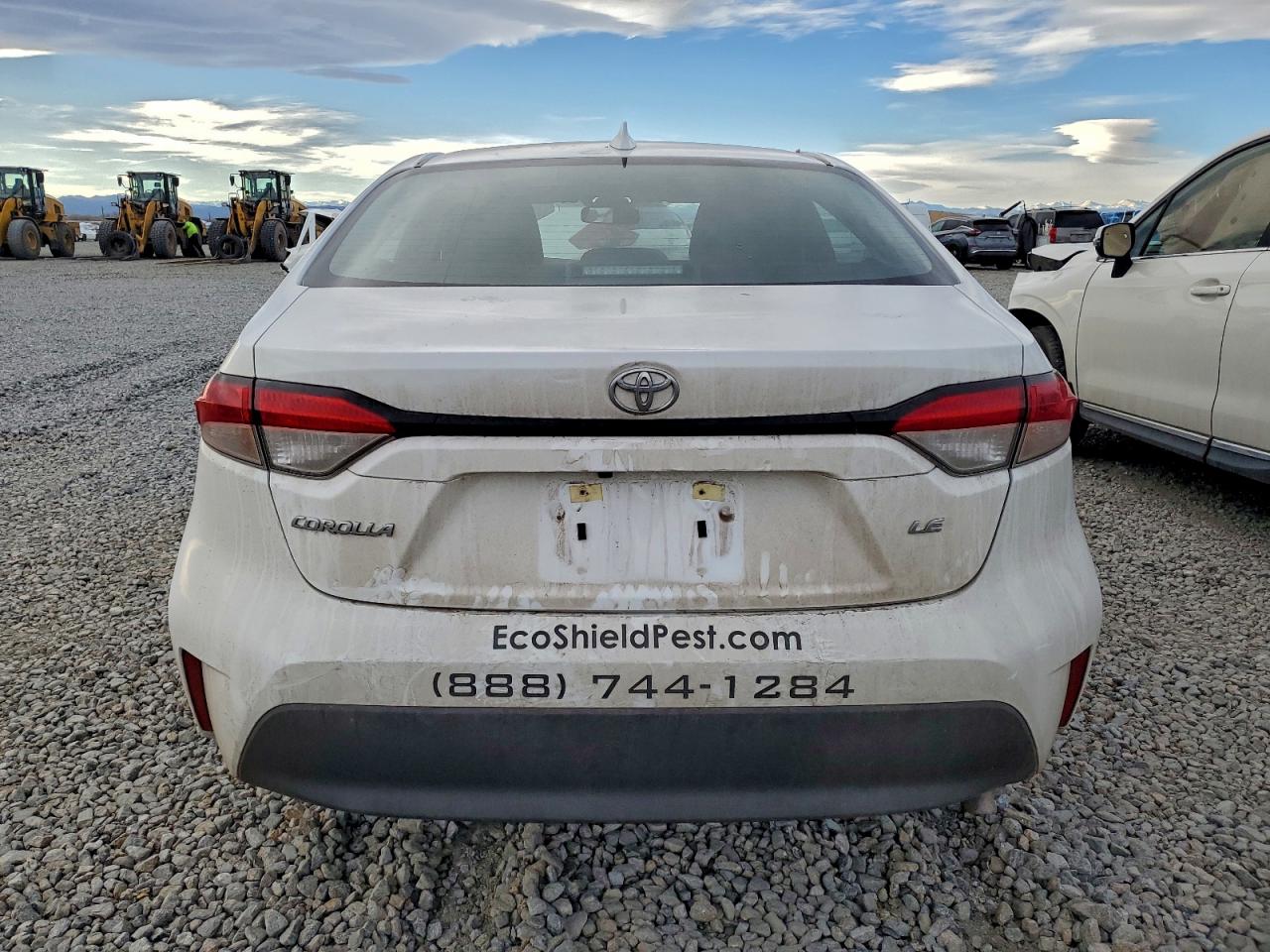 2025 TOYOTA COROLLA LE photo 6