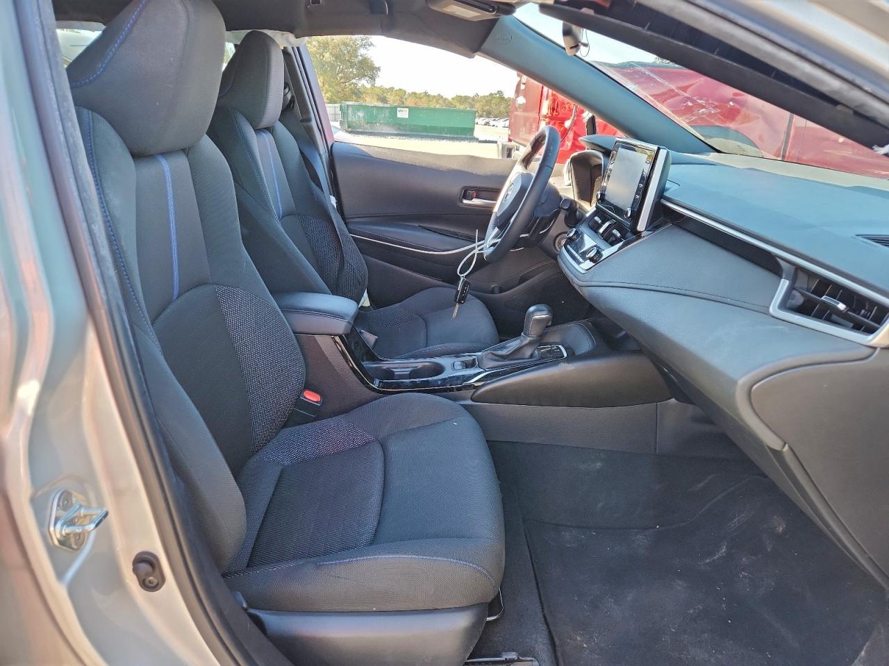 2020 TOYOTA COROLLA SE photo 7