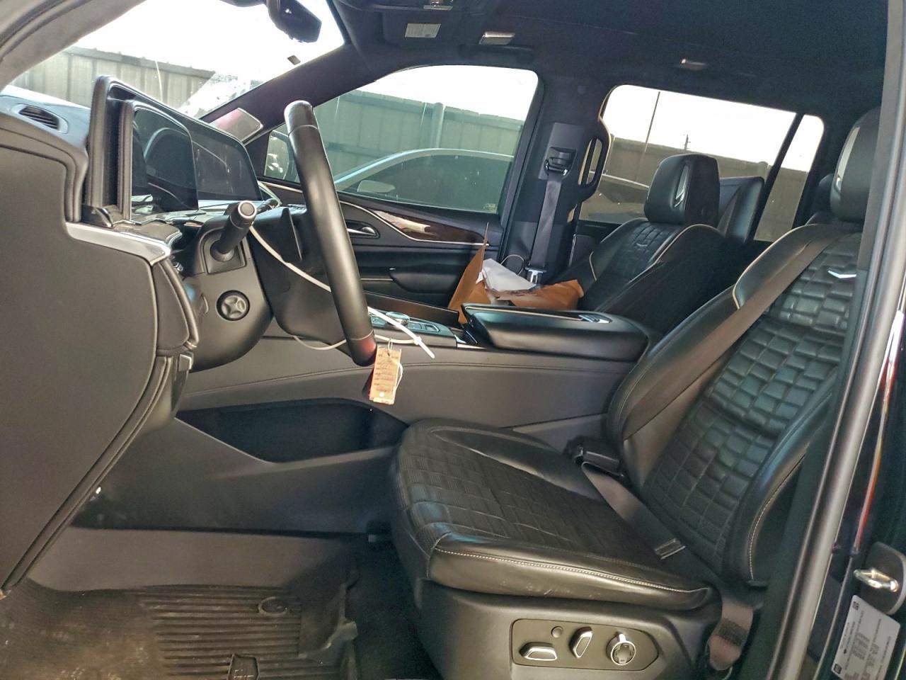 2021 CADILLAC ESCALADE ESV SPORT PLATINUM photo 7