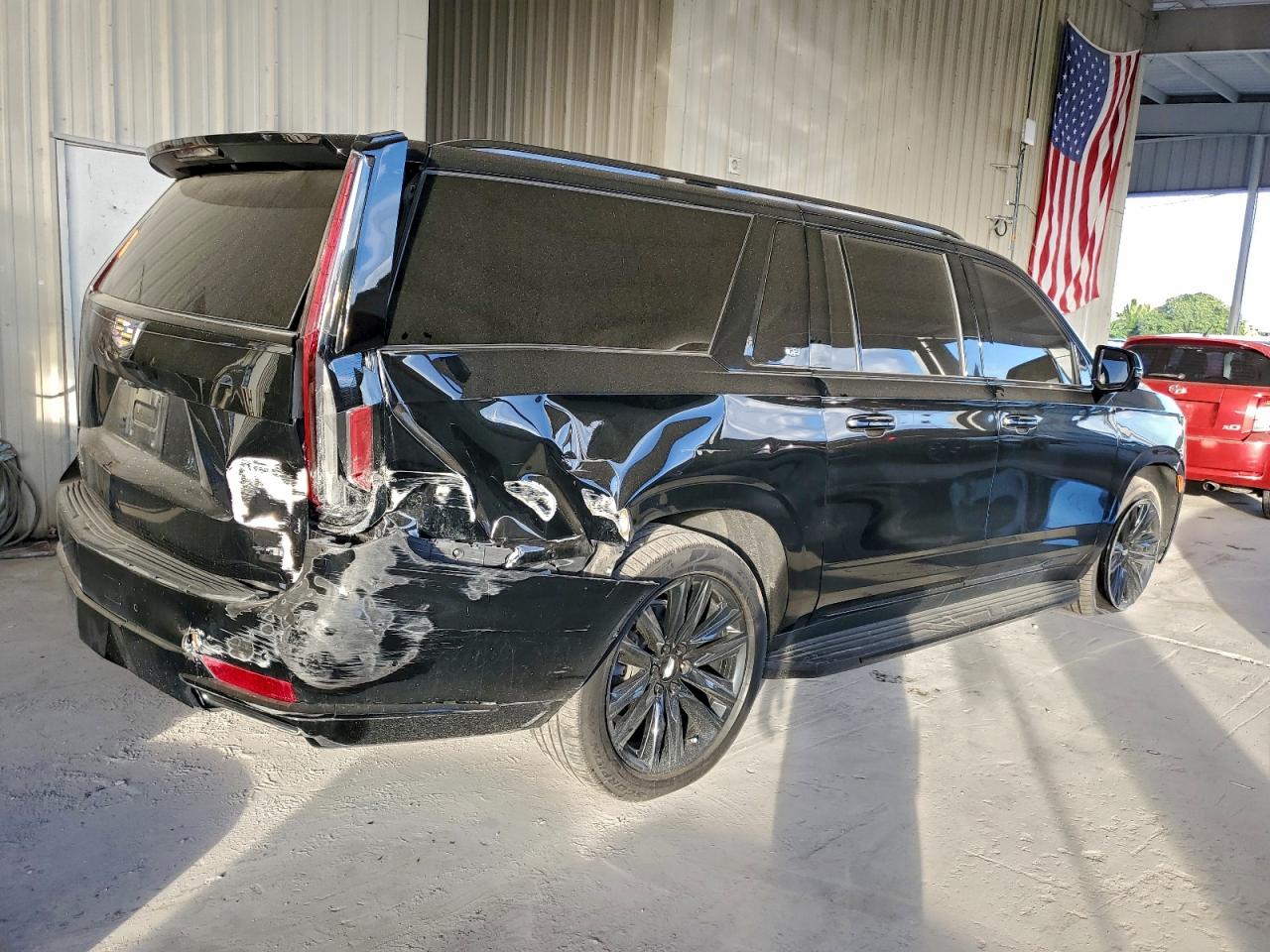 2021 CADILLAC ESCALADE ESV SPORT PLATINUM photo 3