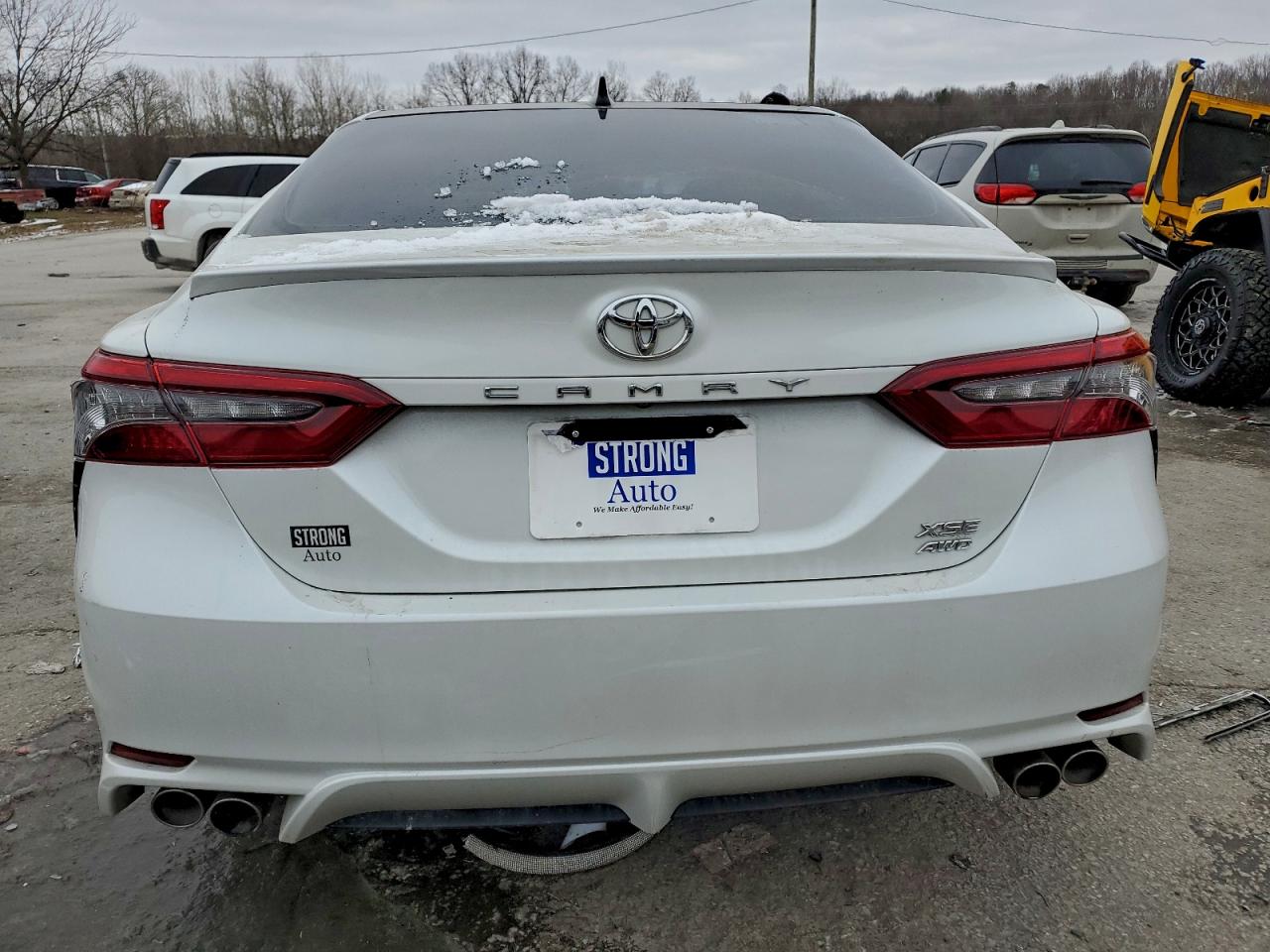 2021 TOYOTA CAMRY photo 11