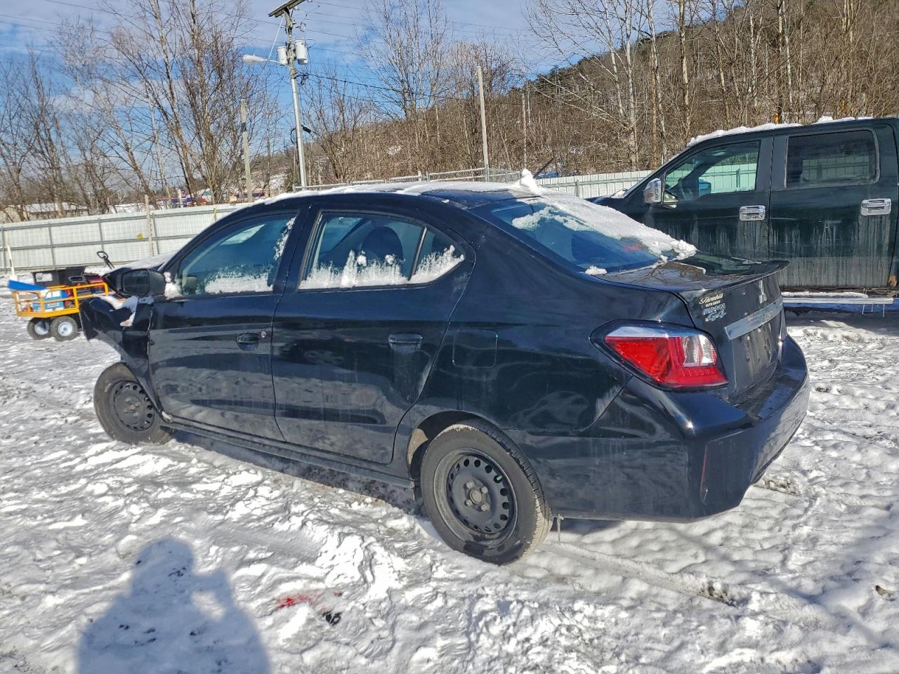 2024 MITSUBISHI MIRAGE G4 ES photo 3