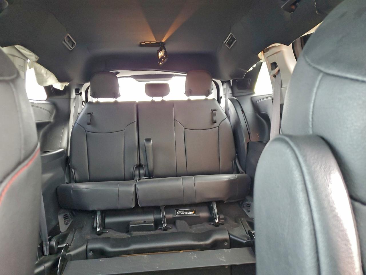 2025 TOYOTA SIENNA XSE photo 10