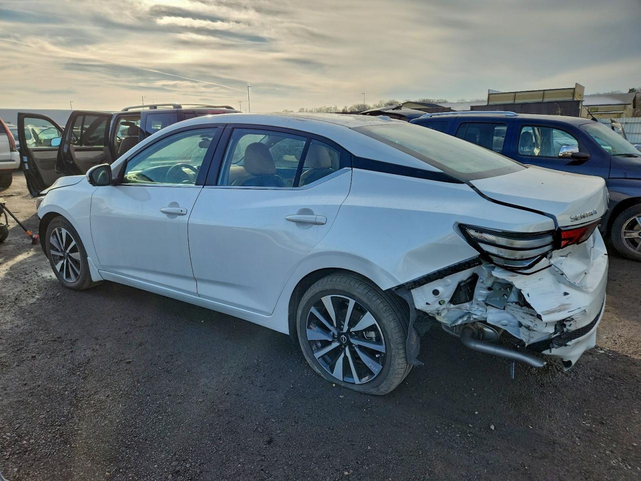 2025 NISSAN SENTRA SV photo 2