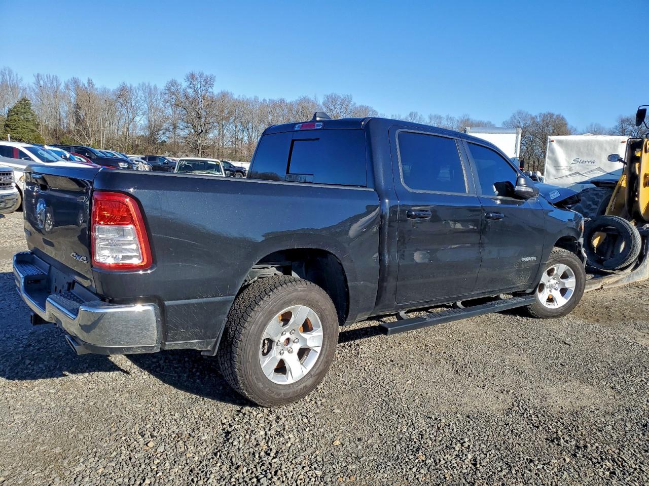 2021 RAM 1500 BIG HORN/LONE STAR photo 3