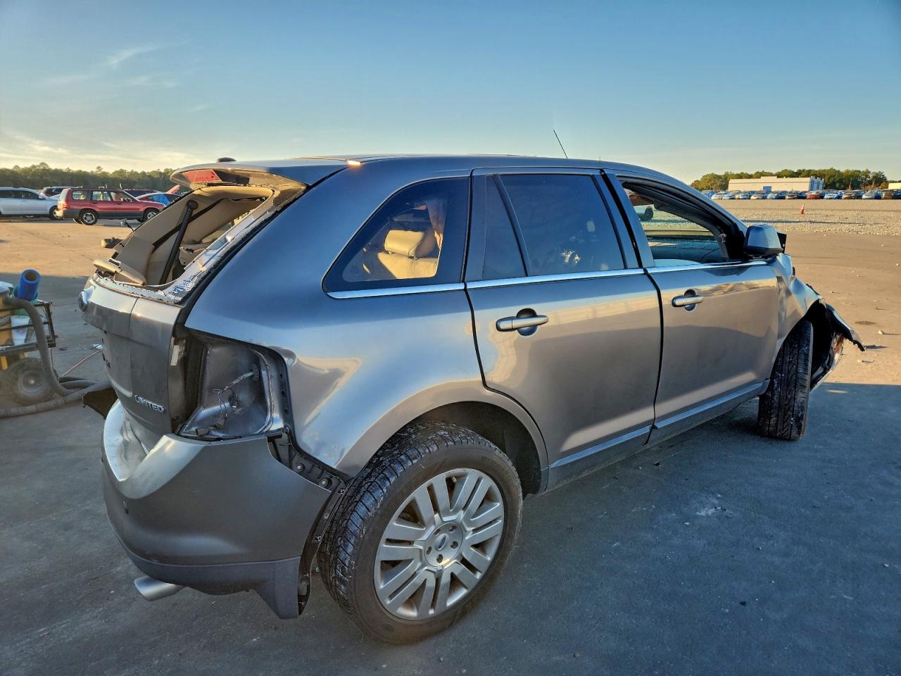 2010 FORD EDGE LIMITED photo 3