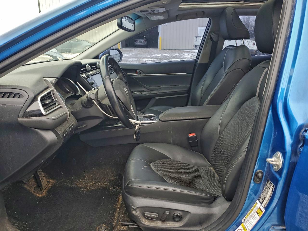 2018 TOYOTA CAMRY XSE photo 7