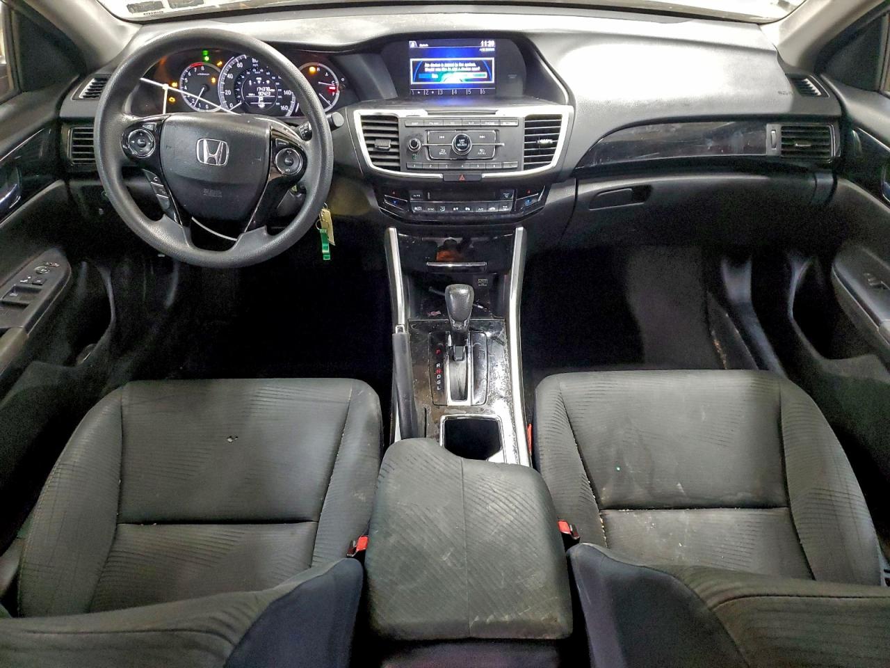 2017 HONDA ACCORD LX photo 8