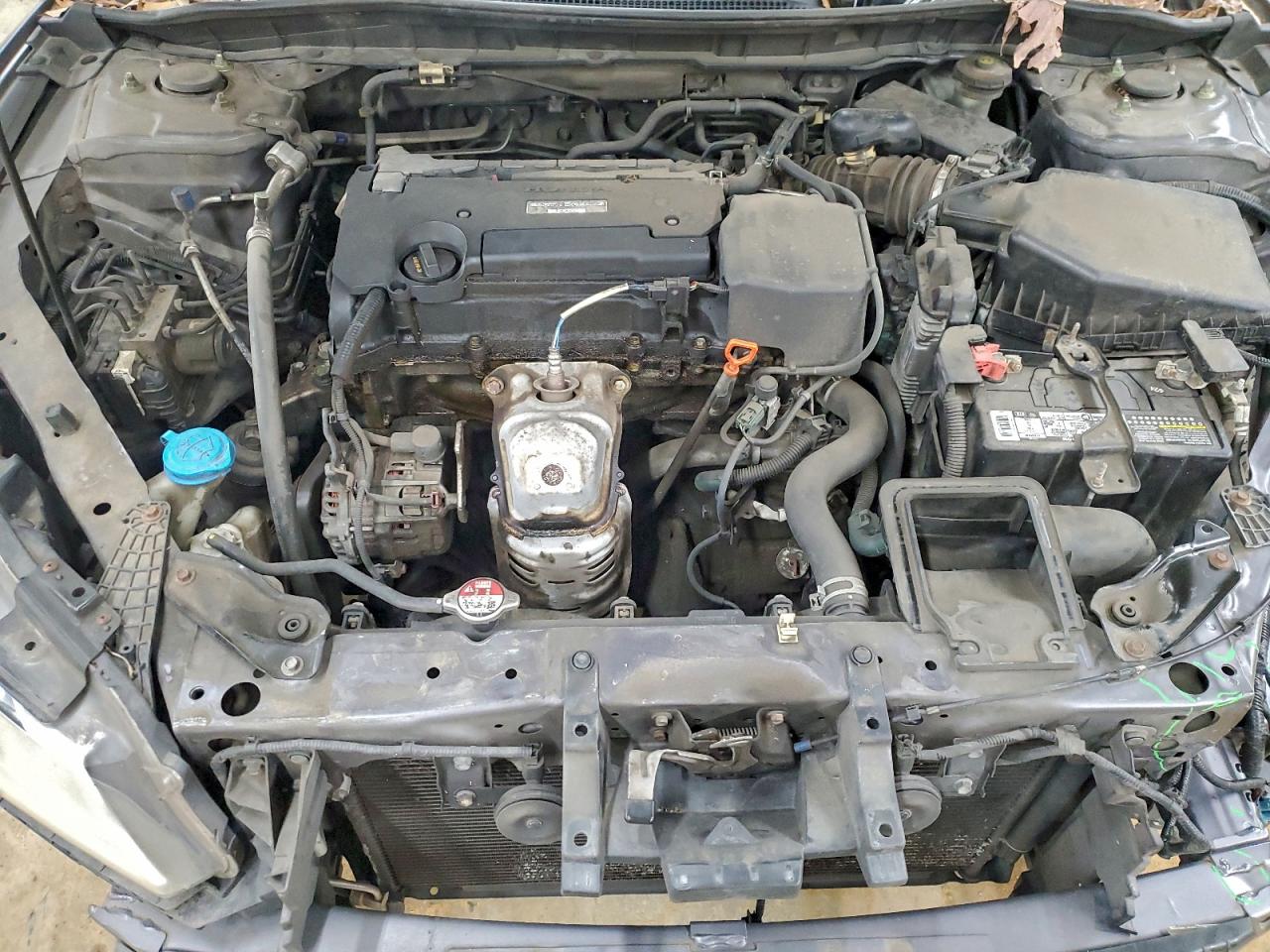 2017 HONDA ACCORD LX photo 11