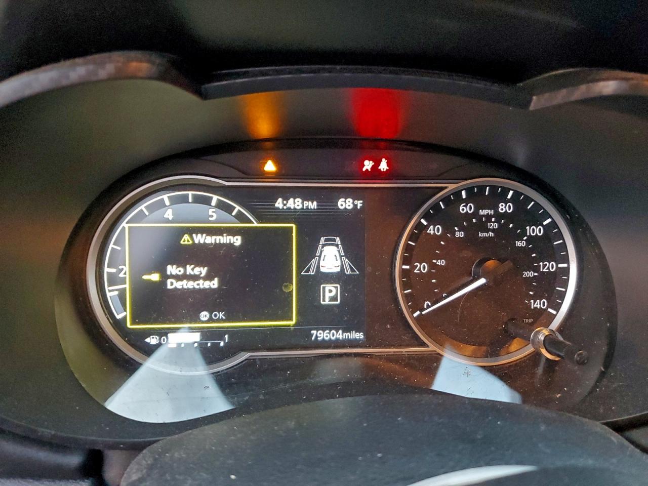 2020 NISSAN VERSA SR photo 9
