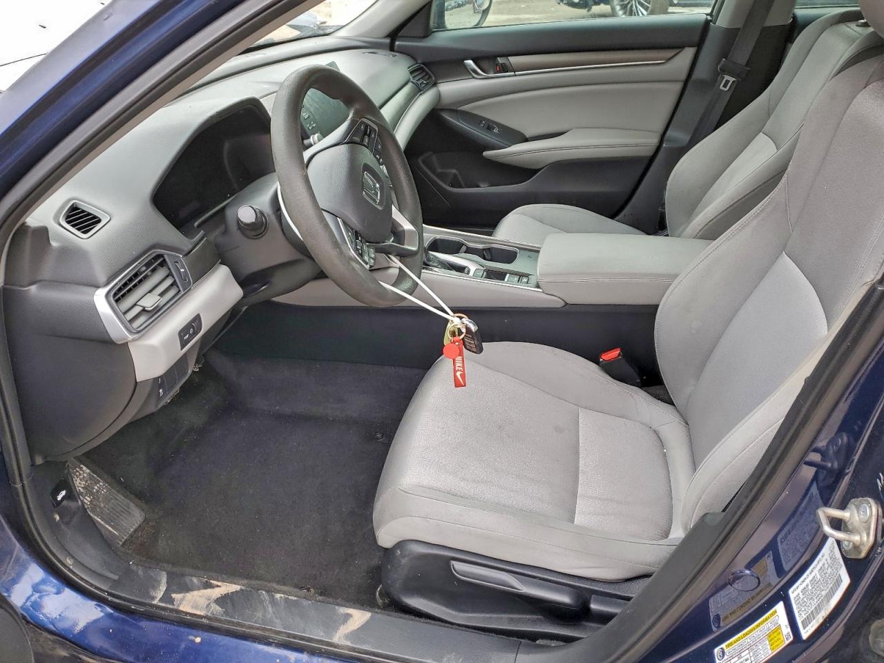 2020 HONDA ACCORD LX photo 7