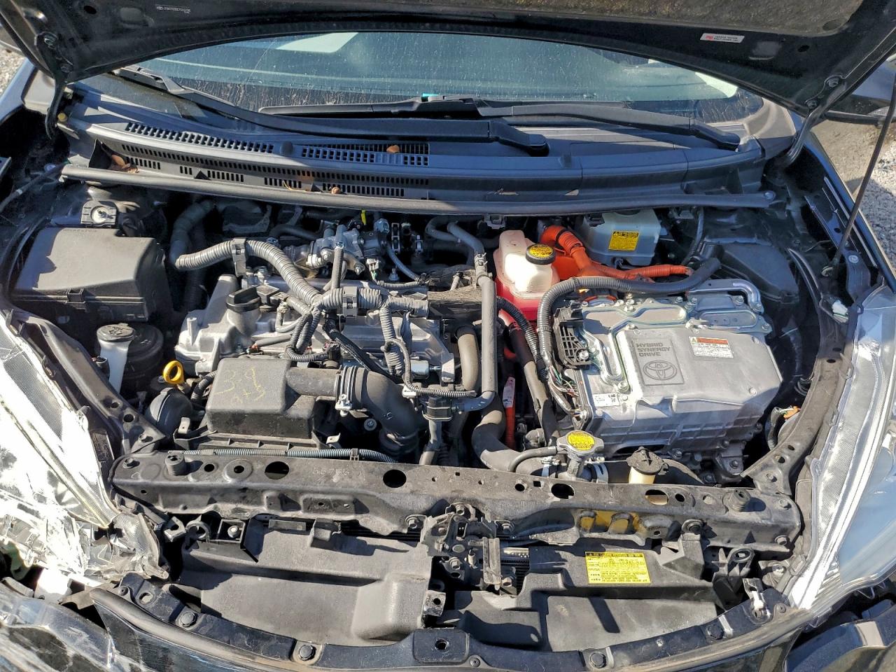2012 TOYOTA PRIUS C photo 11