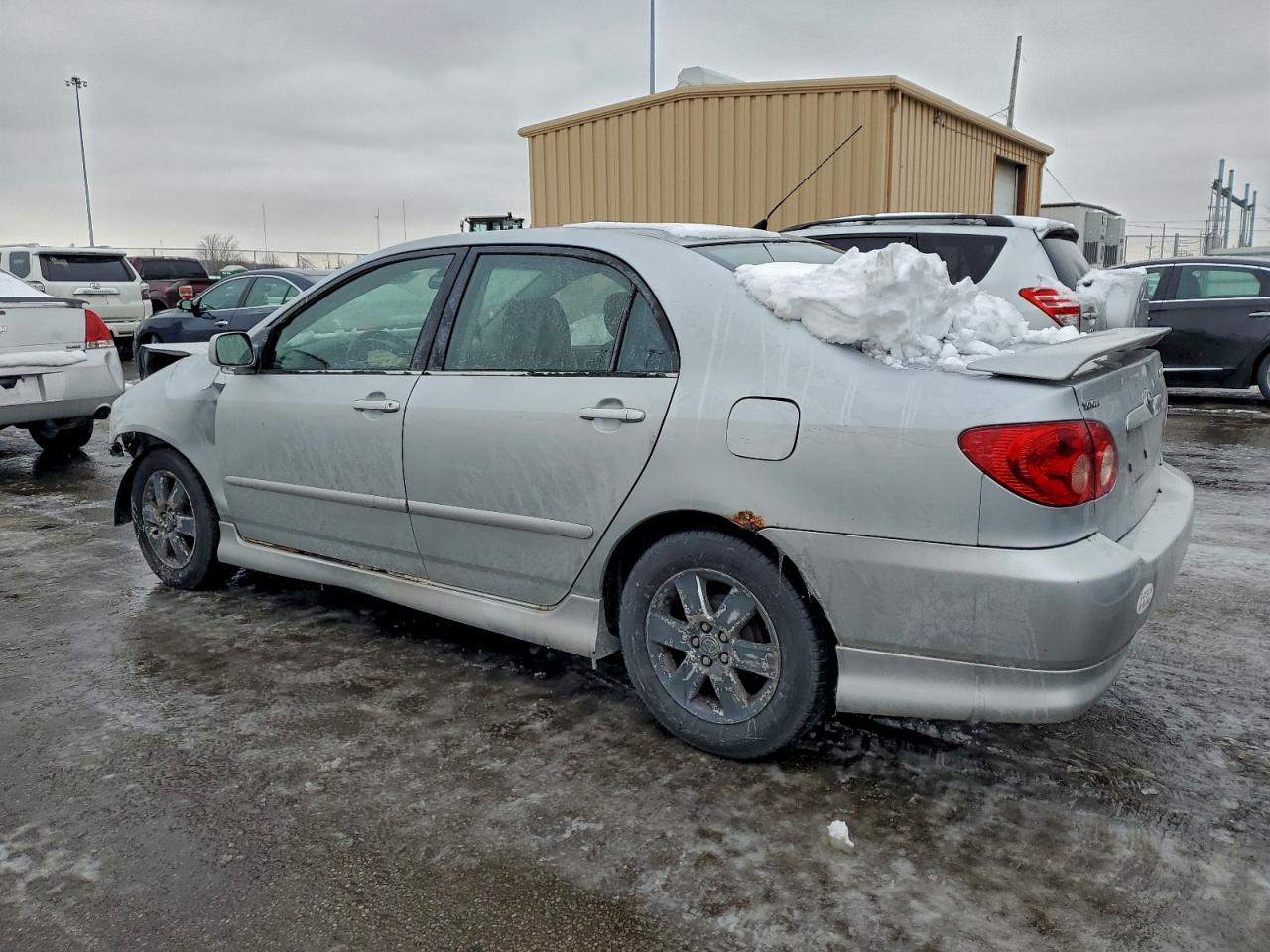 2005 TOYOTA COROLLA CE photo 2