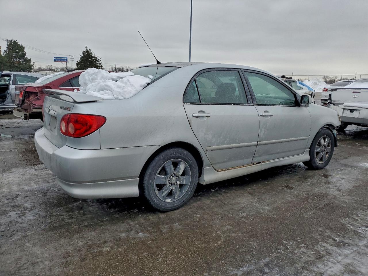 2005 TOYOTA COROLLA CE photo 3