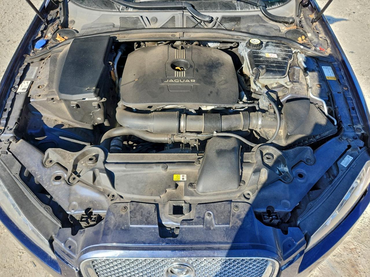 2015 JAGUAR XF 2.0T PREMIUM photo 11