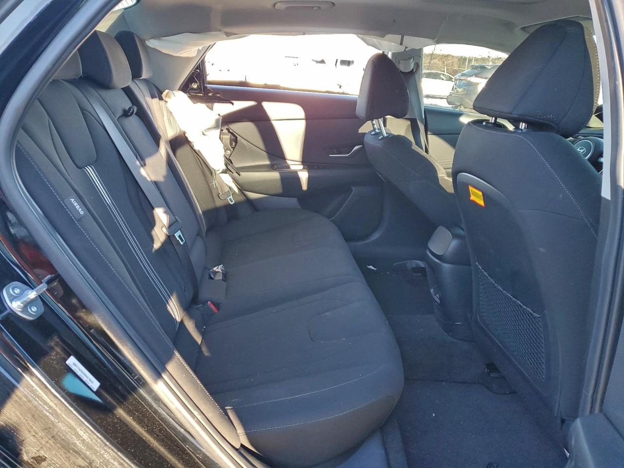 2025 HYUNDAI ELANTRA SEL photo 10
