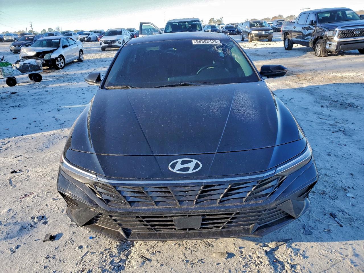 2025 HYUNDAI ELANTRA SEL photo 5