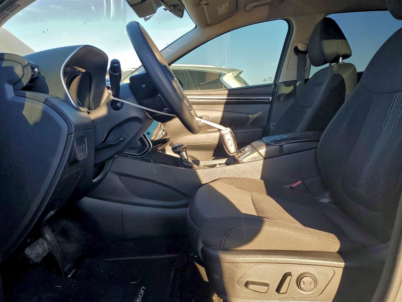 2024 HYUNDAI TUCSON SEL photo 7