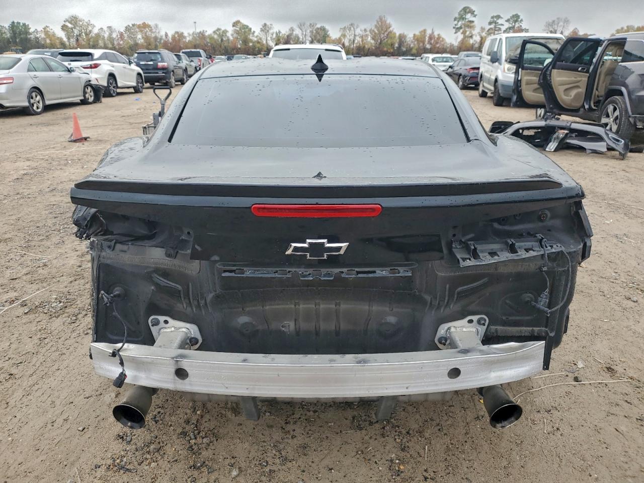 2017 CHEVROLET CAMARO LT photo 6