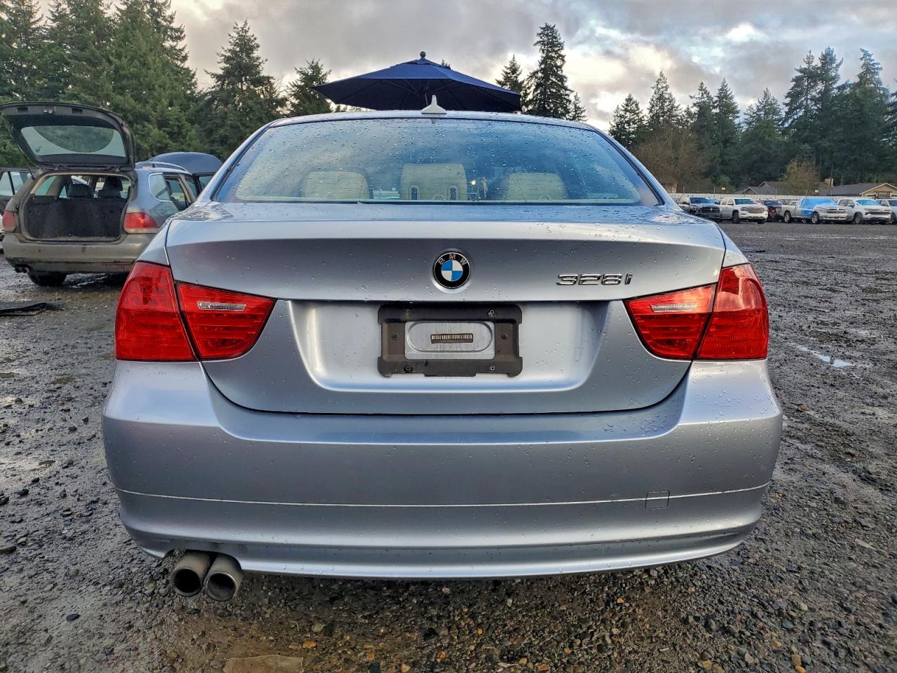 2011 BMW 328 XI SULEV photo 6