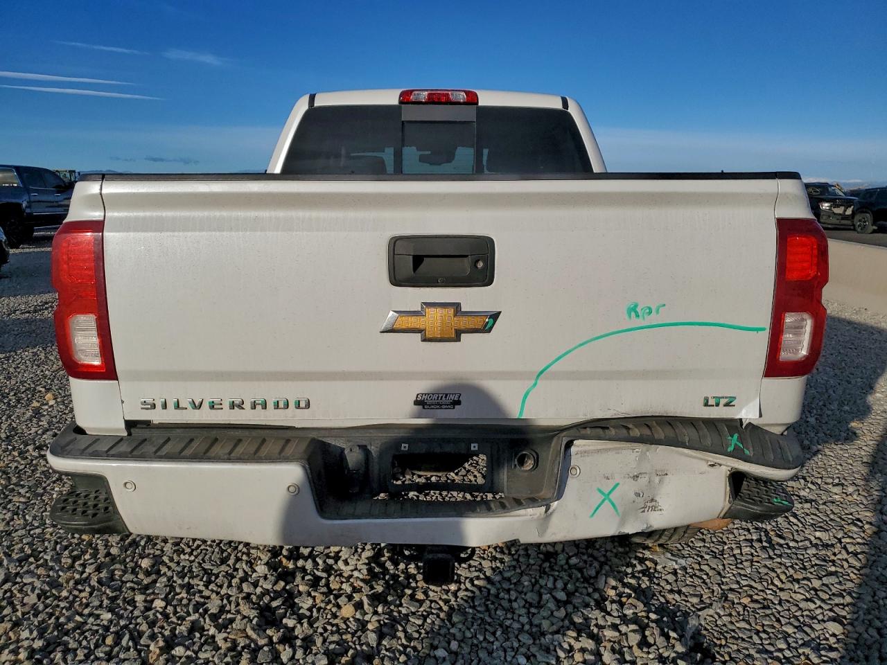 2018 CHEVROLET SILVERADO K1500 LTZ photo 6