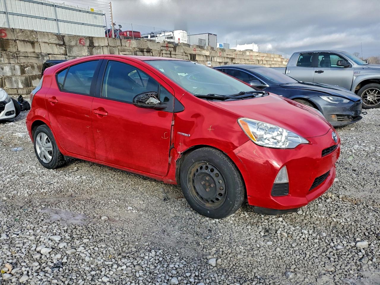 2014 TOYOTA PRIUS C photo 4