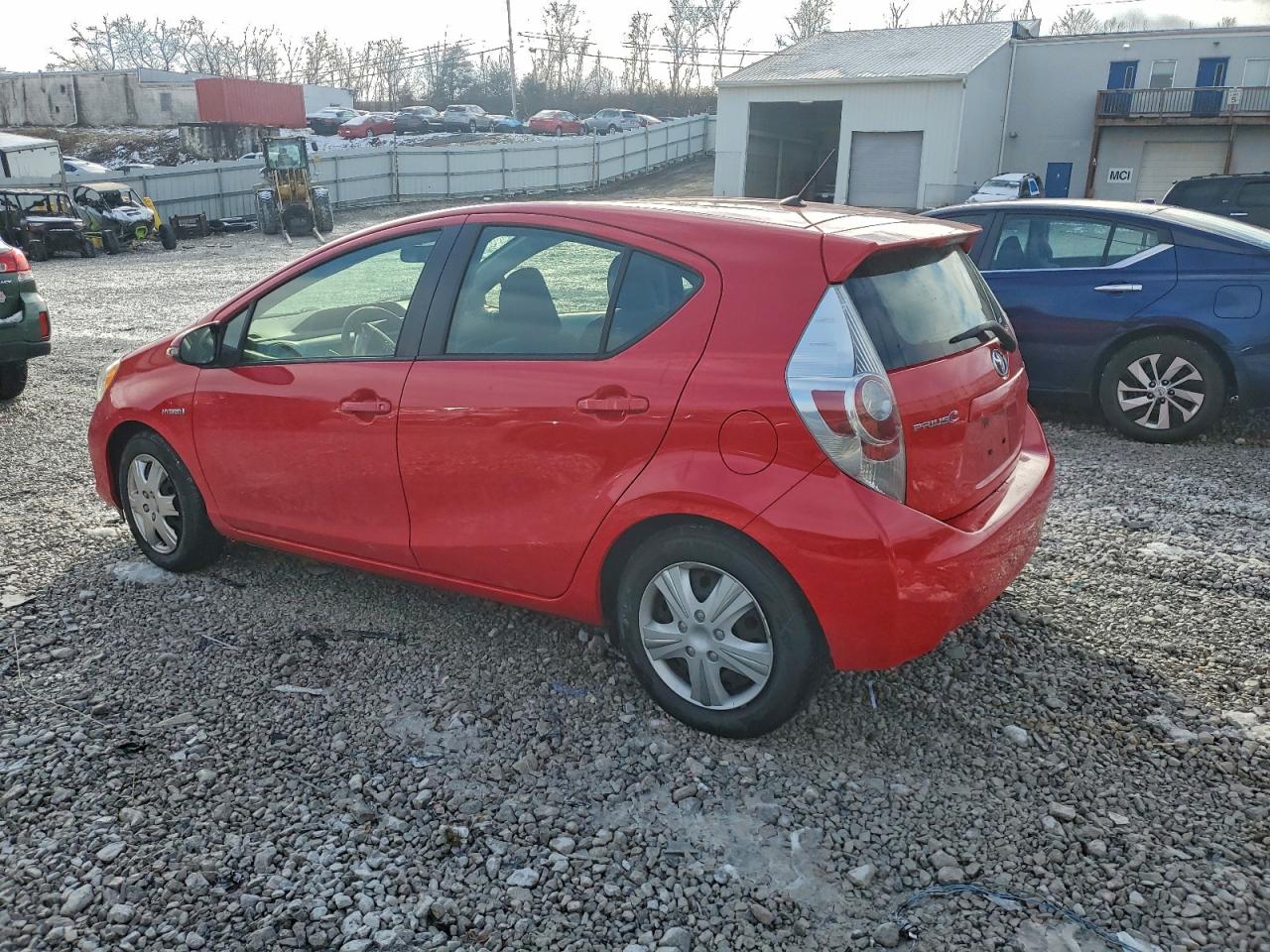 2014 TOYOTA PRIUS C photo 2