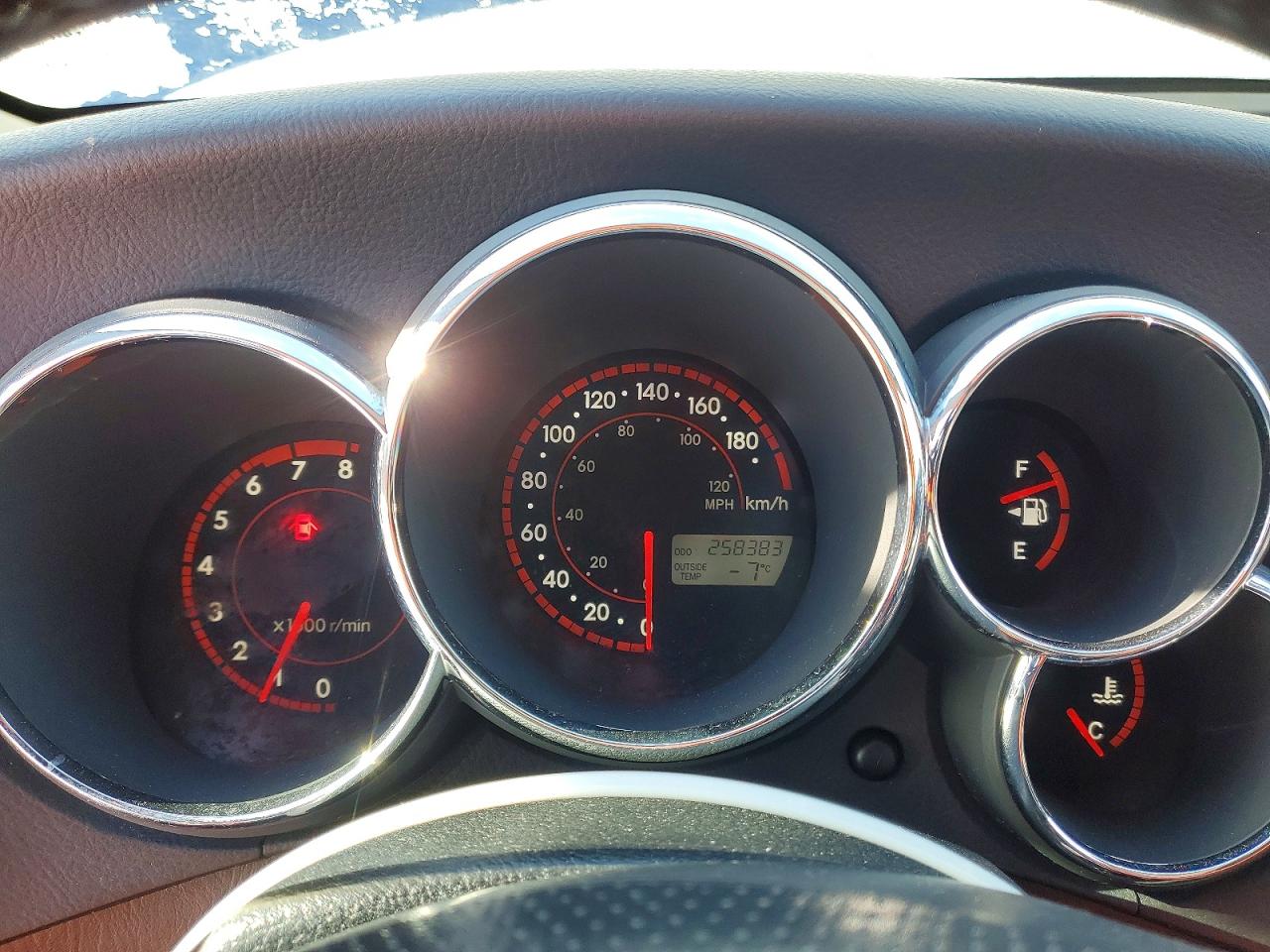2005 TOYOTA COROLLA MATRIX XR photo 9