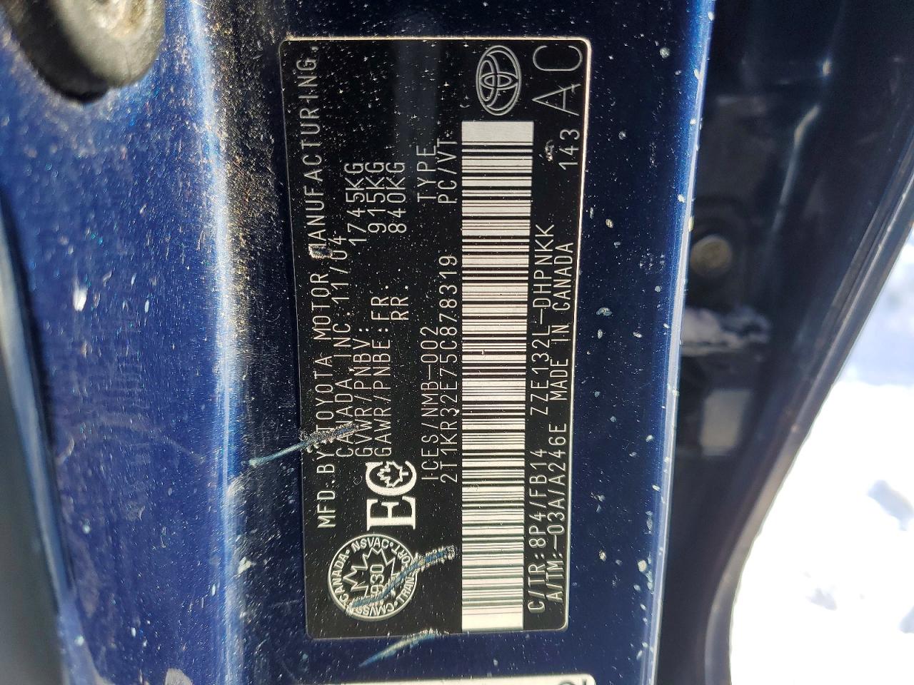2005 TOYOTA COROLLA MATRIX XR photo 13