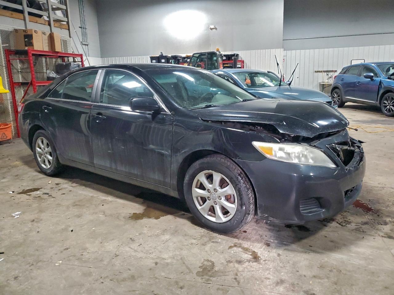 2011 TOYOTA CAMRY BASE photo 4