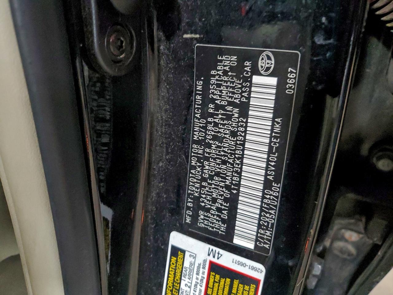 2011 TOYOTA CAMRY BASE photo 12