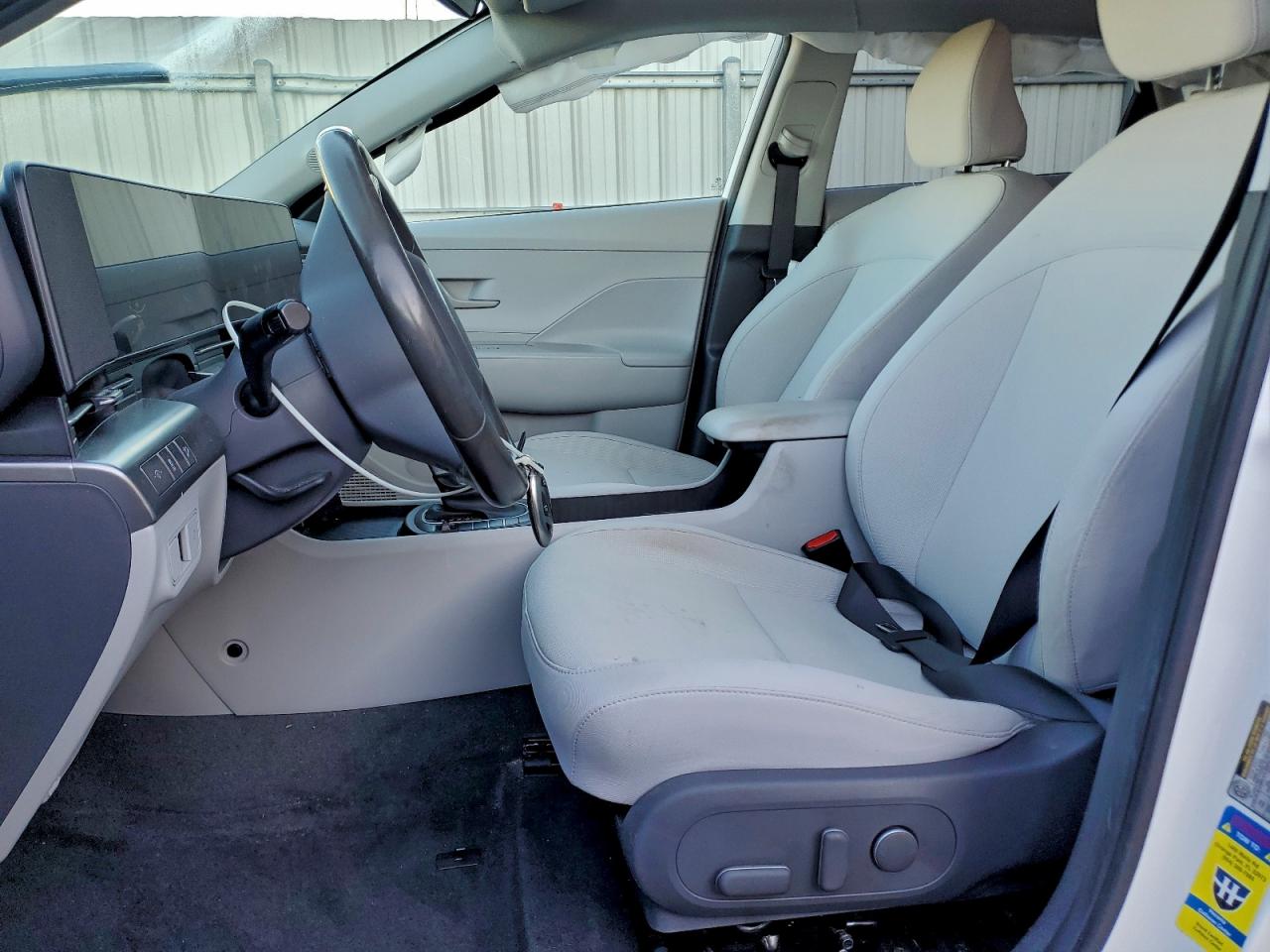 2024 HYUNDAI KONA SEL photo 7