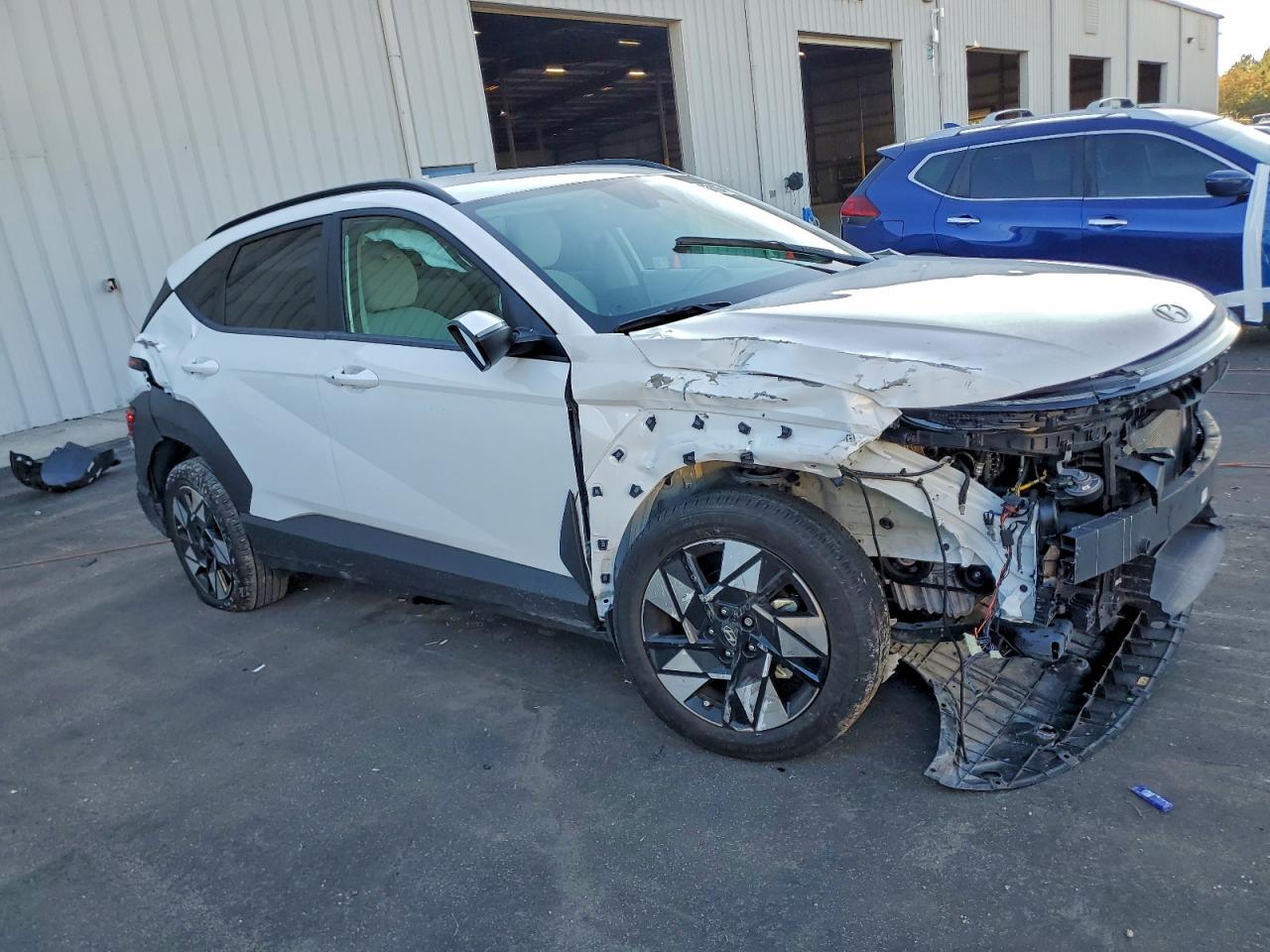 2024 HYUNDAI KONA SEL photo 4