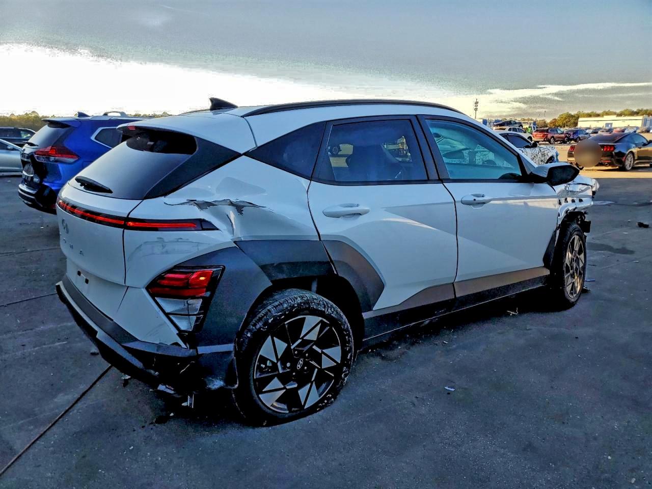 2024 HYUNDAI KONA SEL photo 3