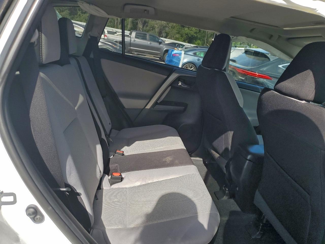 2018 TOYOTA RAV4 ADVENTURE photo 11