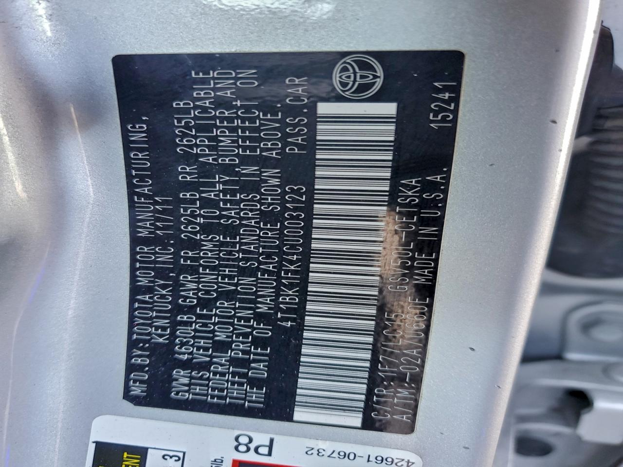 2012 TOYOTA CAMRY SE photo 12