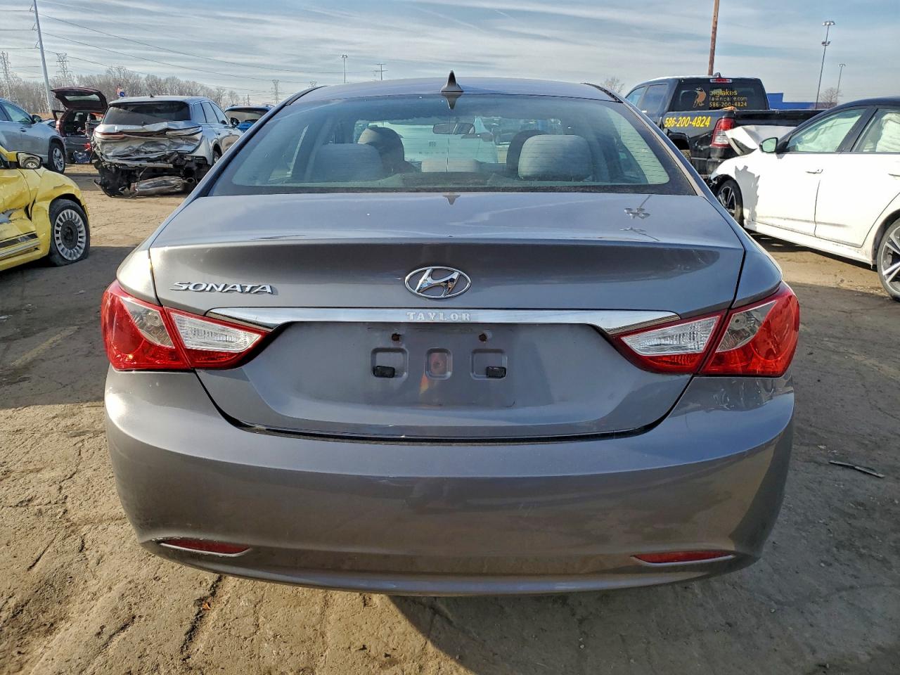 2011 HYUNDAI SONATA GLS photo 6