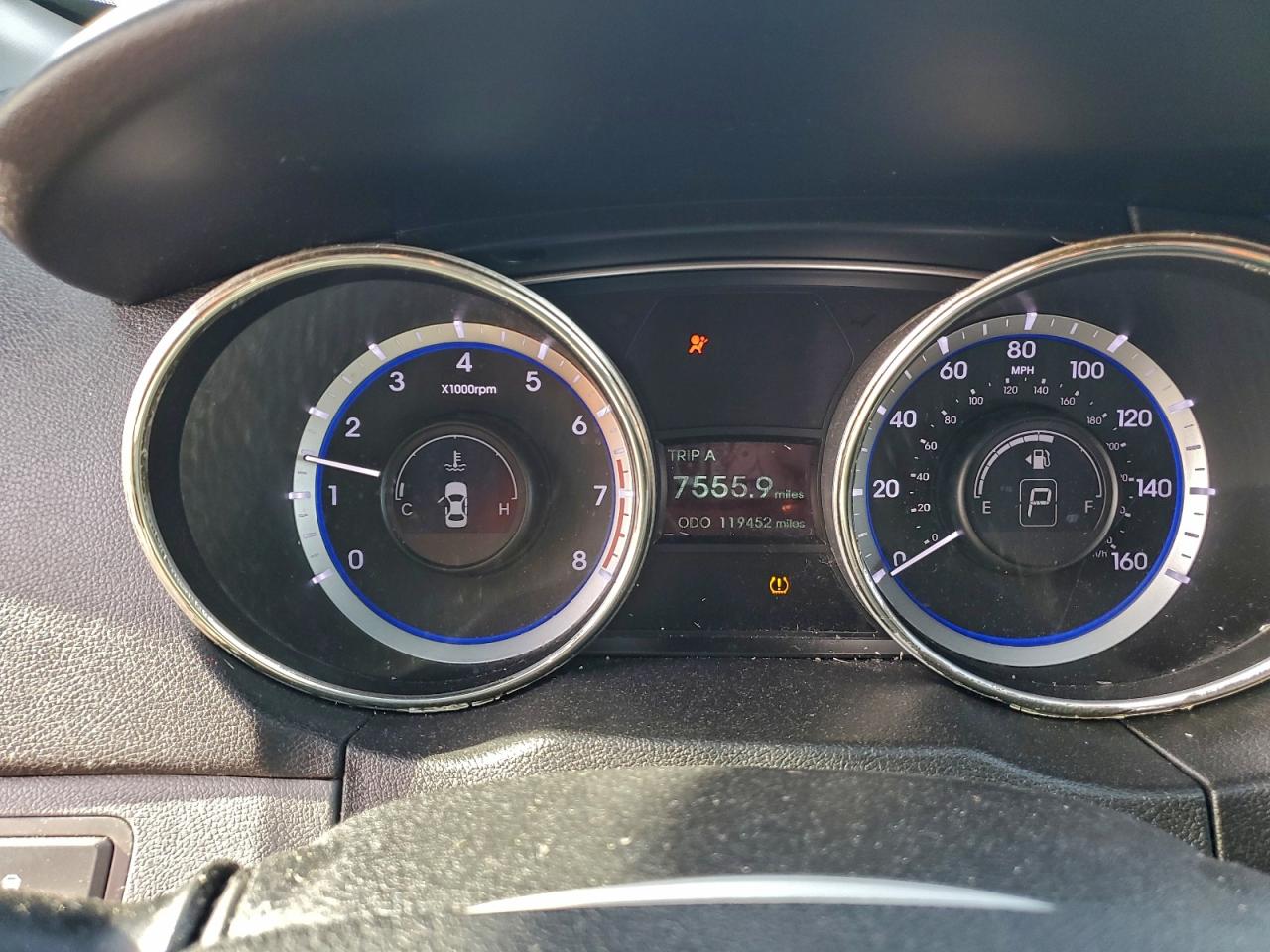2011 HYUNDAI SONATA GLS photo 9