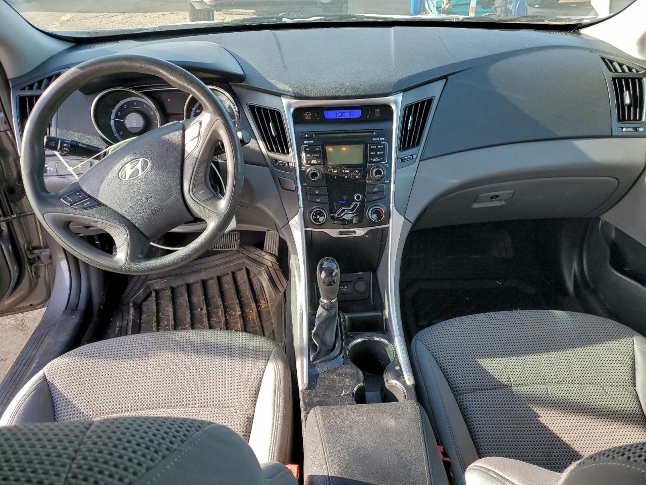 2011 HYUNDAI SONATA GLS photo 8