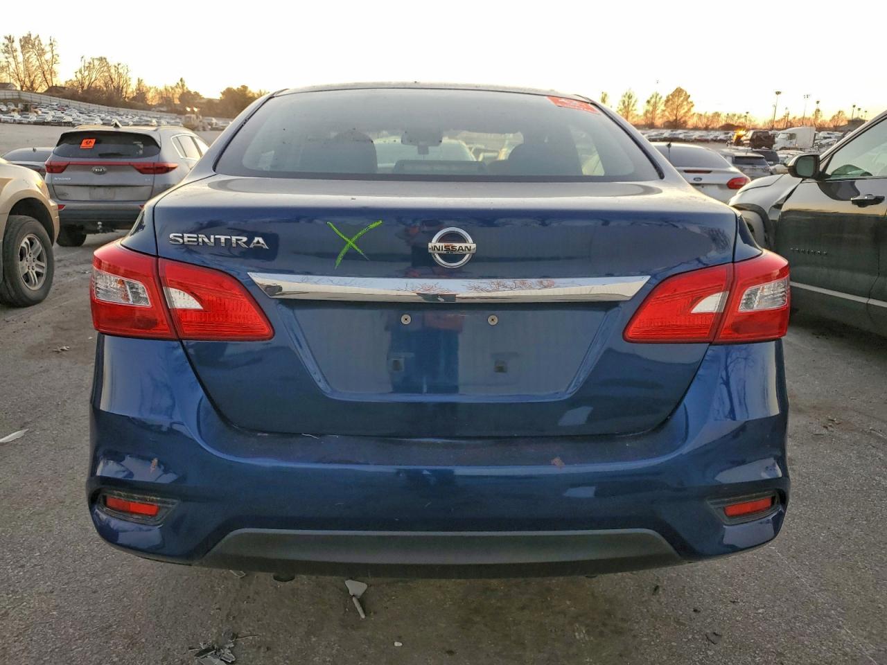 2019 NISSAN SENTRA S photo 6