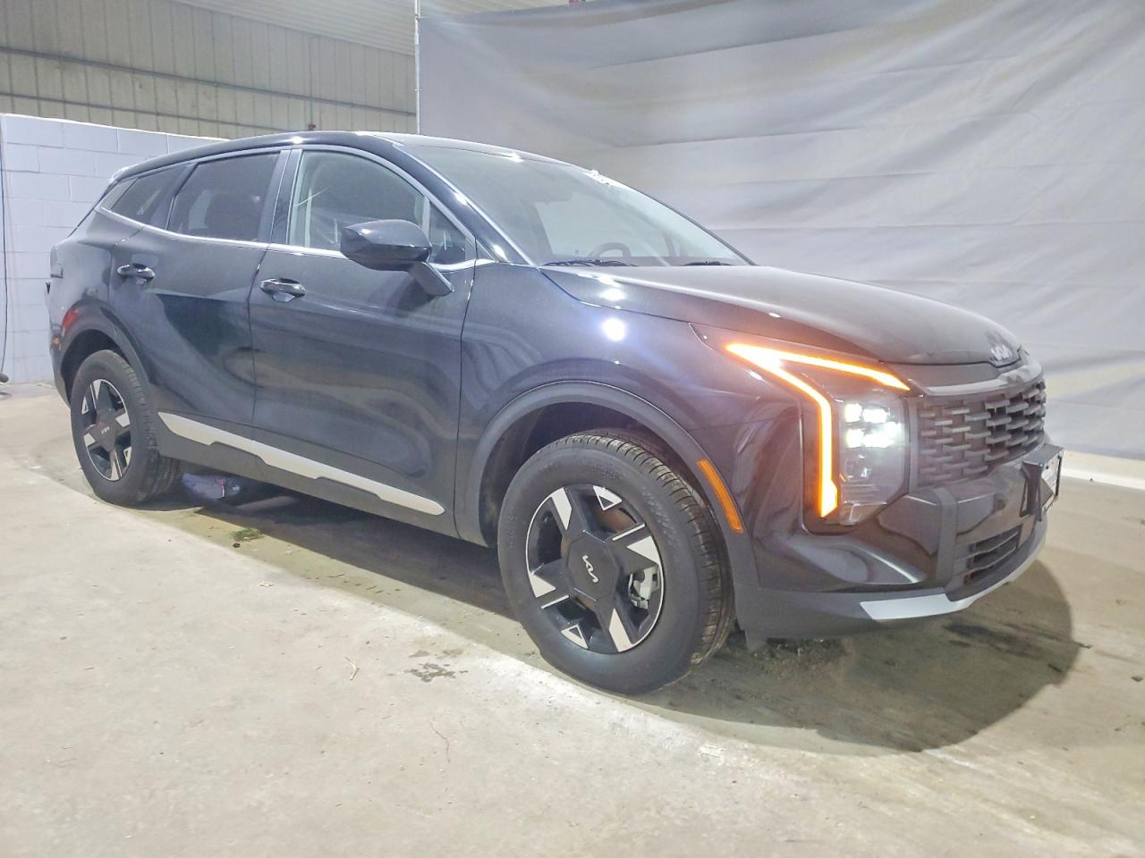 2026 KIA SPORTAGE LX photo 4
