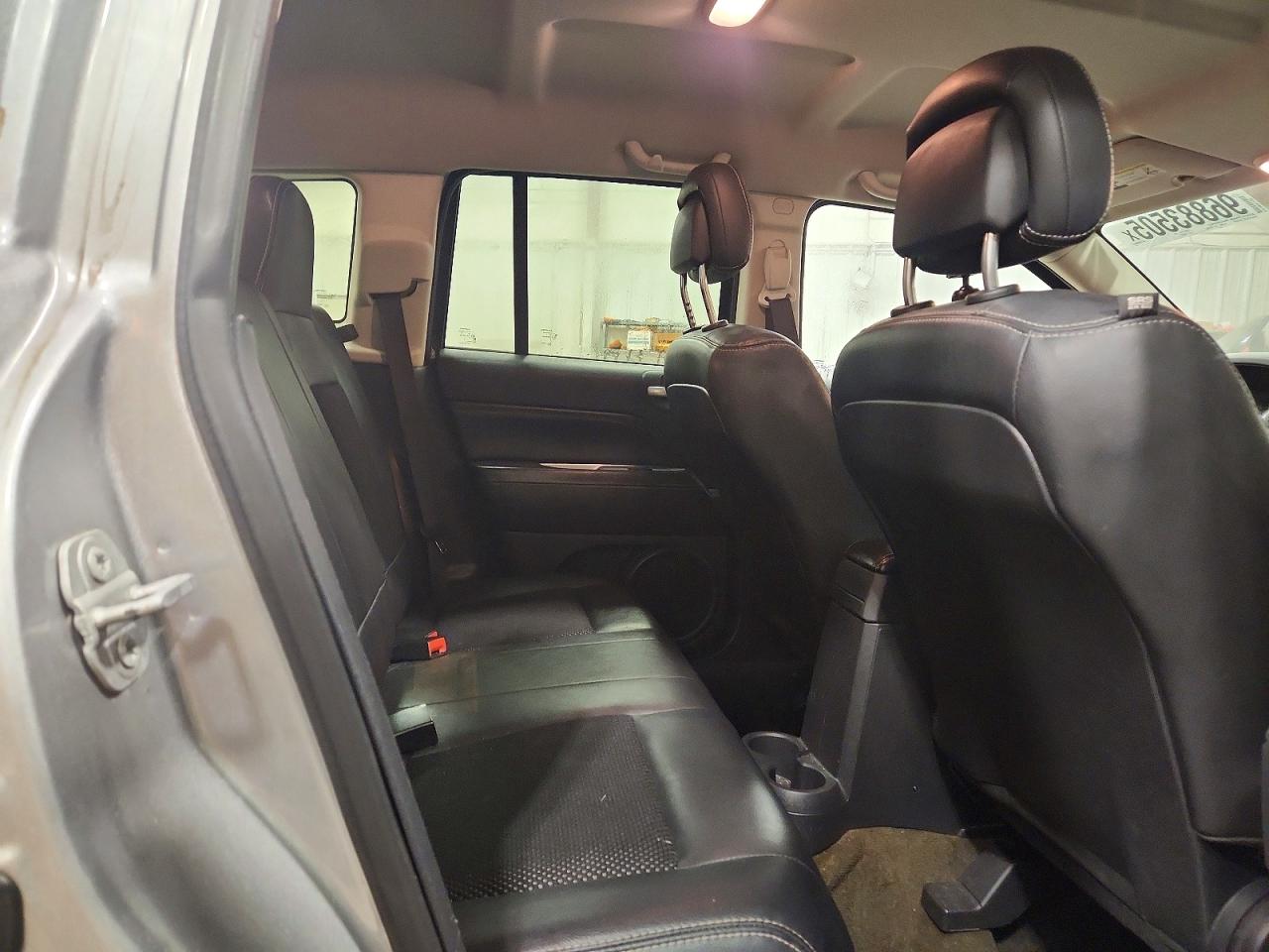 2016 JEEP COMPASS LATITUDE photo 11