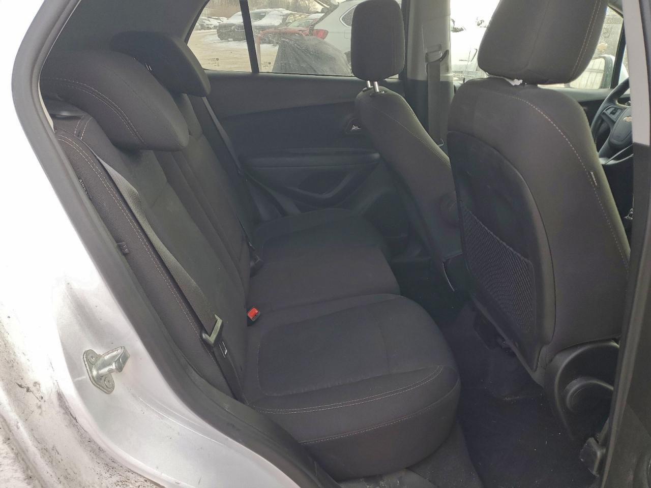 2019 CHEVROLET TRAX LS photo 11