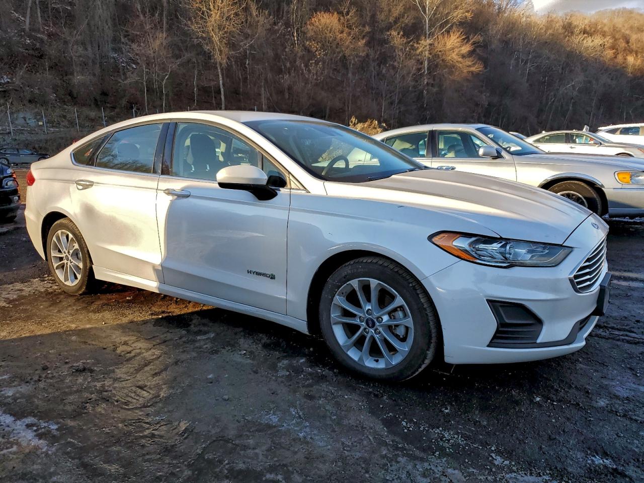 2019 FORD FUSION SE photo 4