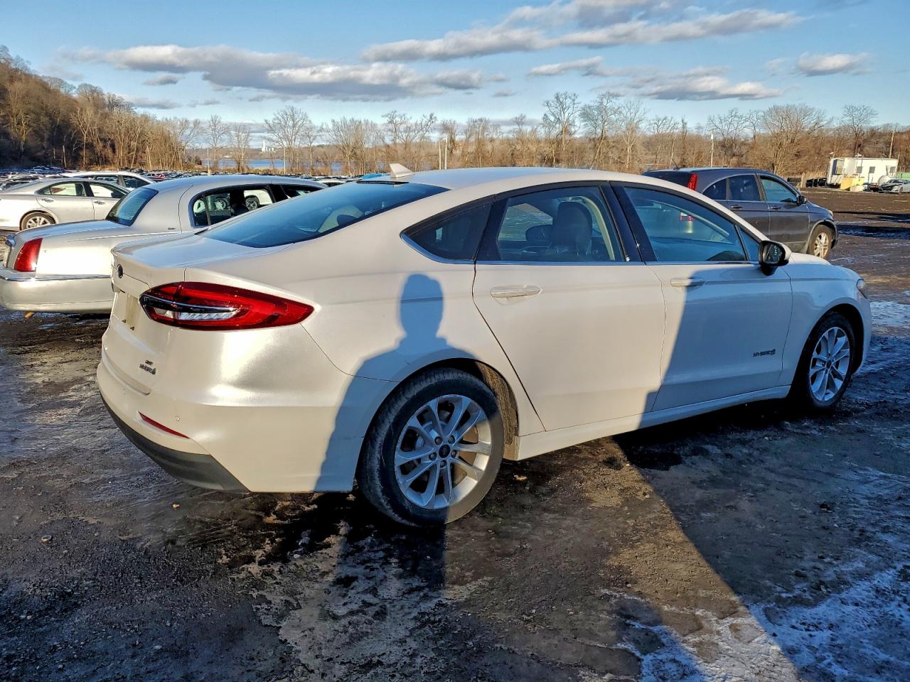 2019 FORD FUSION SE photo 3