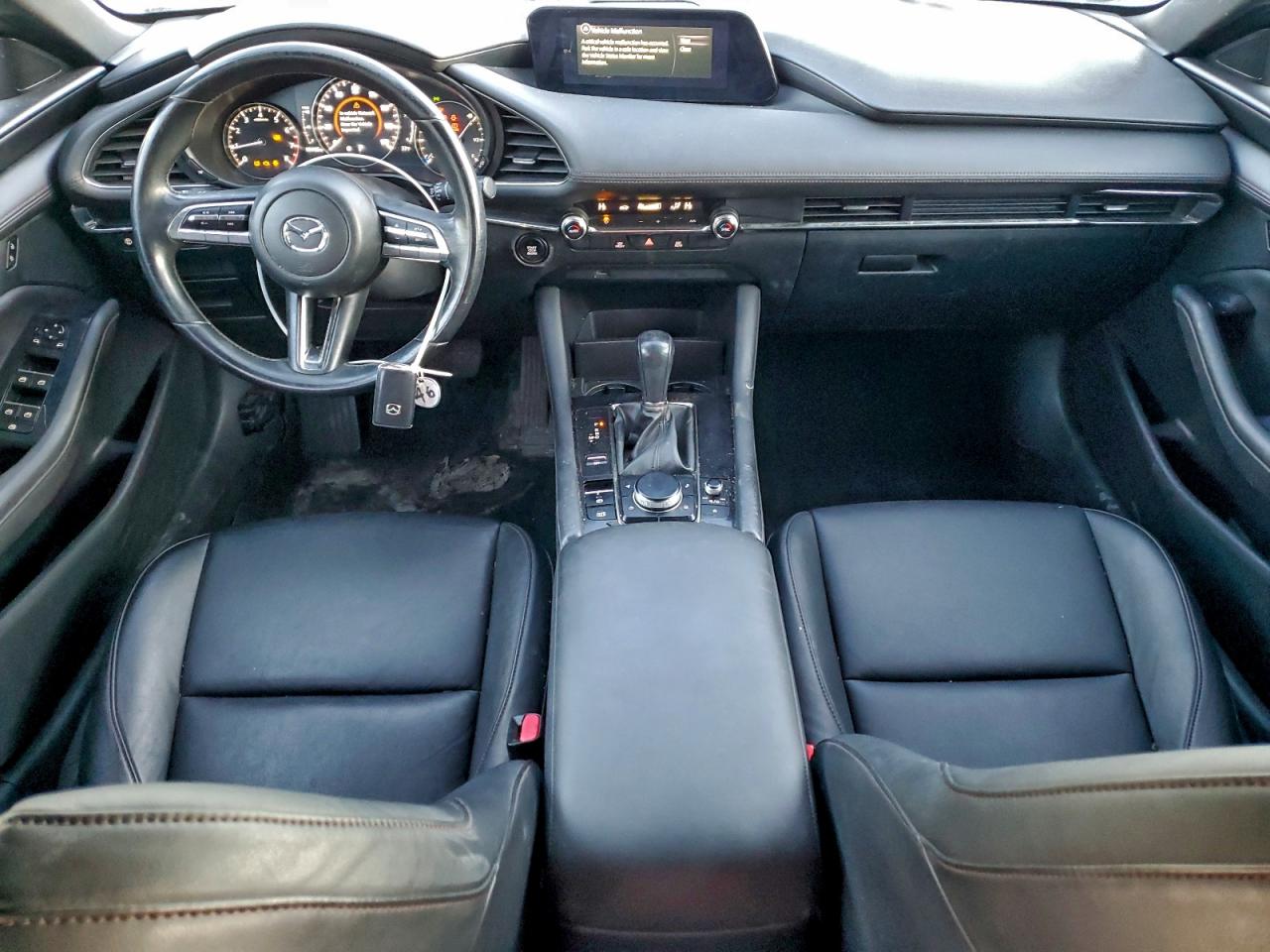 2019 MAZDA 3 photo 8
