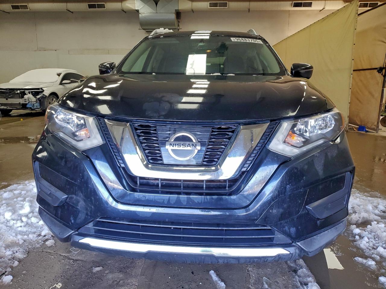 2017 NISSAN ROGUE SV photo 5