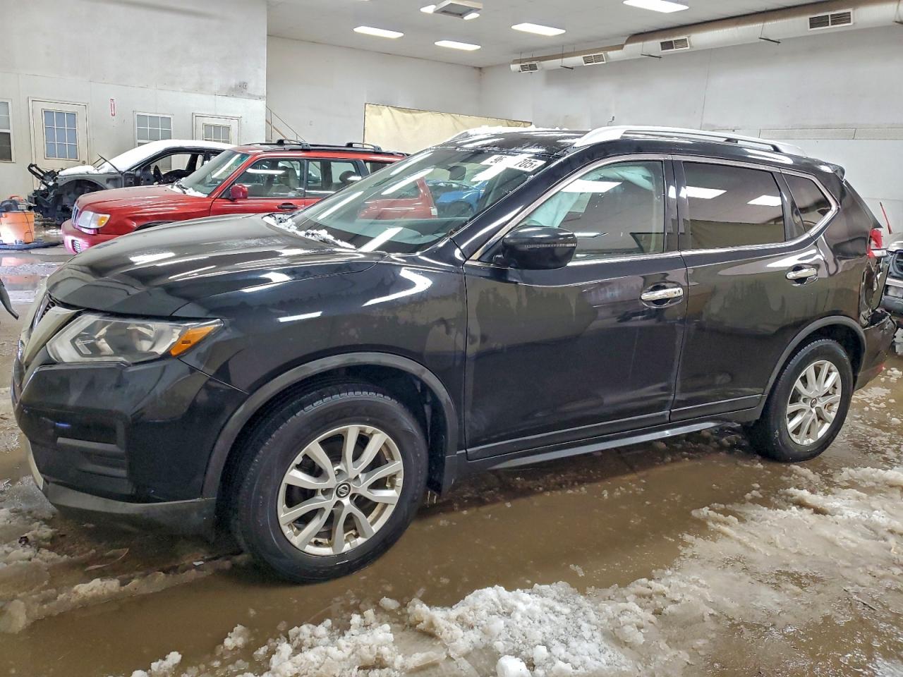 2017 NISSAN ROGUE