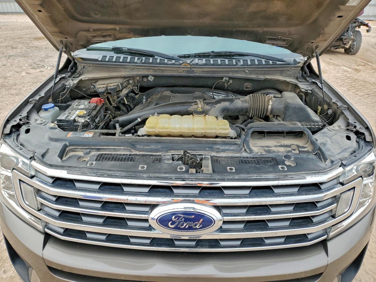 2019 FORD EXPEDITION XLT photo 12